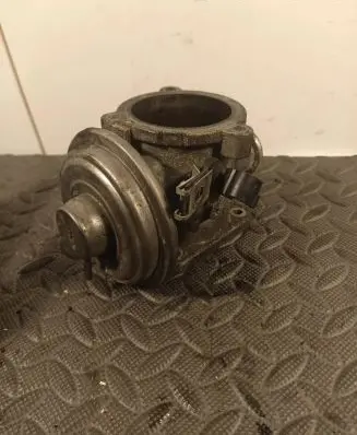 BMW X5 E70 EGR valve 7807380