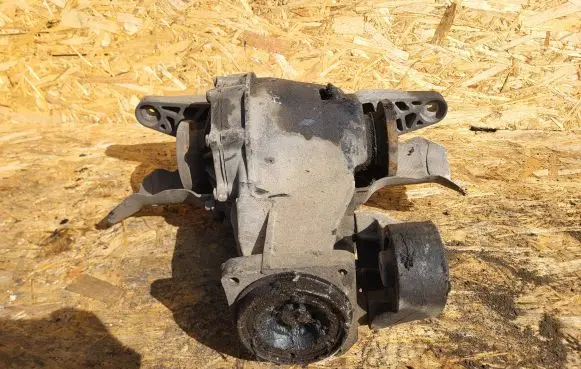 Rear differential