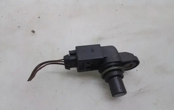 BMW 5 E39 Camshaft position sensor 12142249320
