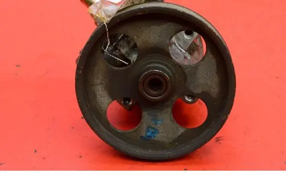 Citroen Berlingo Power steering pump 9642495180