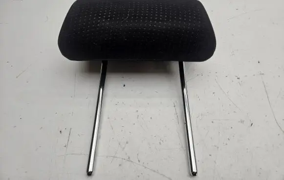 Honda CR-V Rear seat headrest 