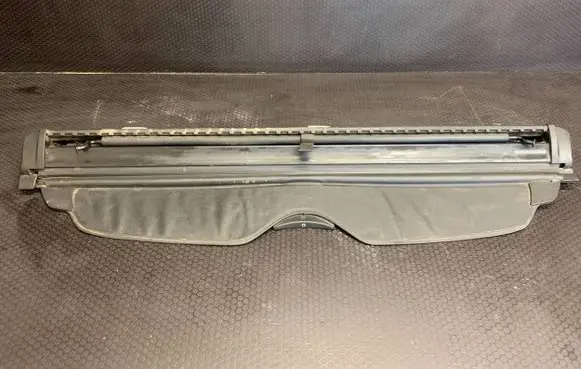 Parcel shelf load cover