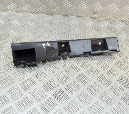 Ford Mustang VI Front bumper mounting bracket FR3B16C066AC
