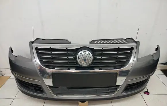 Volkswagen PASSAT B6 Front bumper 3C0807221C