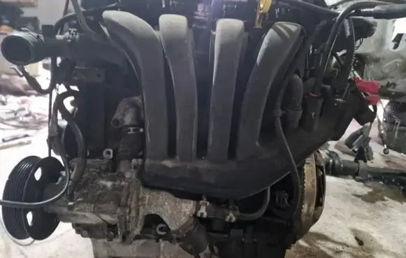 Mini One - Cooper R50 - 53 Engine W10B16A W10016D247Q031 7510746