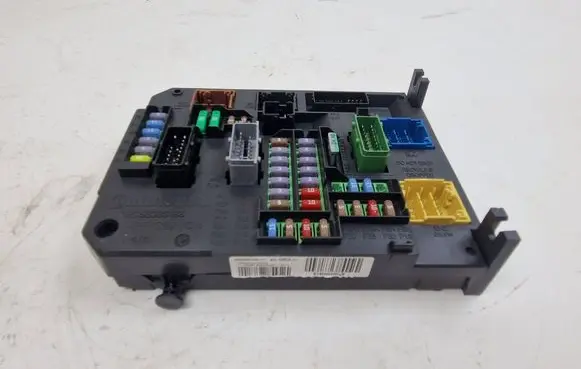 Peugeot 308 Fuse module A2C53383165