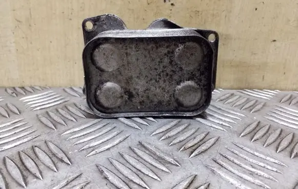 Engine oil radiator