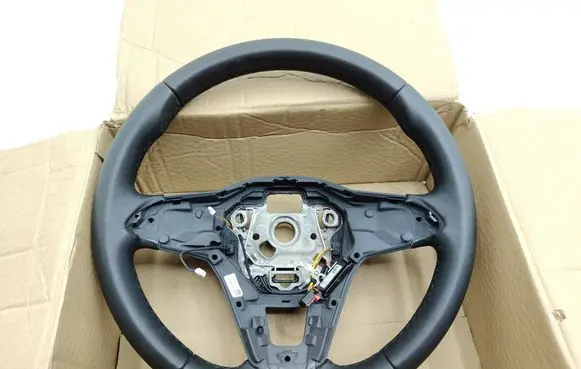 Volkswagen PASSAT B8 Steering wheel 5H0419093F