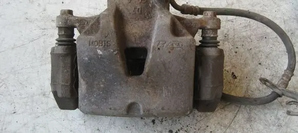 Hyundai Tucson TL Front brake caliper 8172F