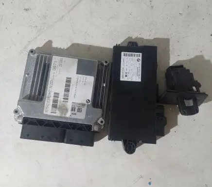 BMW 3 E90 E91 Engine ECU kit and lock set 1039S24484