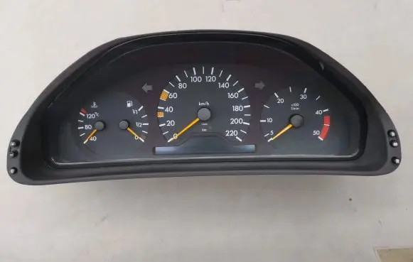 Mercedes-Benz E W210 Speedometer (instrument cluster) 2105406547 110008765002