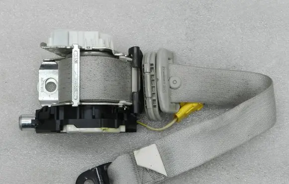 Chrysler Grand Voyager V Front seatbelt ZV68ES3AC P1AF20ES3AD 352082R