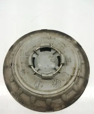 Volkswagen PASSAT B6 Original wheel cap 6Q0601149E 6K0601149L