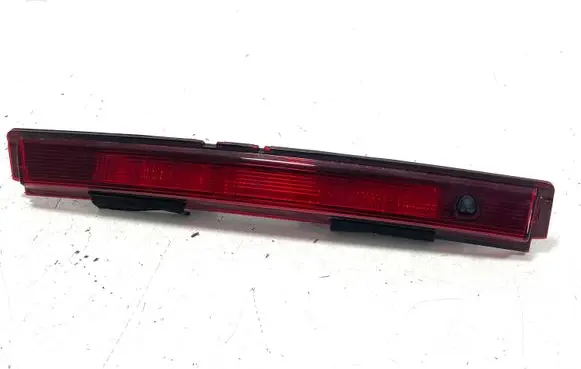 Renault Captur Third/center stoplight 265904886R 265904593R L90023917