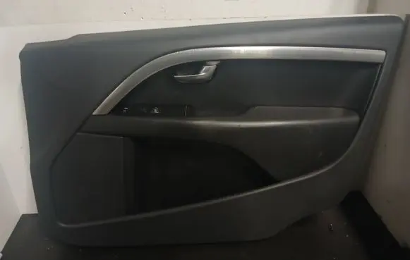 Volvo V70 Front door card panel trim 30649484