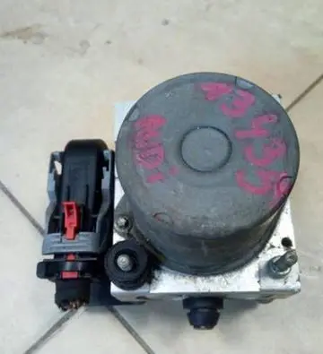 Audi A6 S6 C6 4F ABS Pump 4F0910517AD