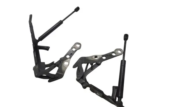 BMW X3 E83 Engine bonnet/hood hinges 3411447 3411448