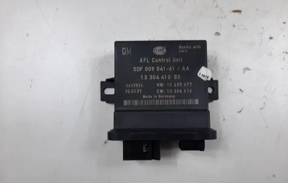 Opel Insignia A Light module LCM 13304410