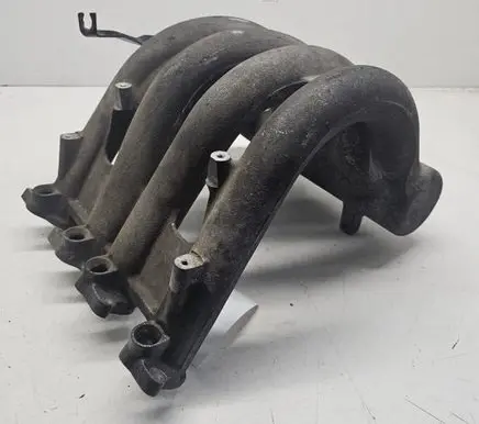 Audi A4 S4 B5 8D Intake manifold 050133223