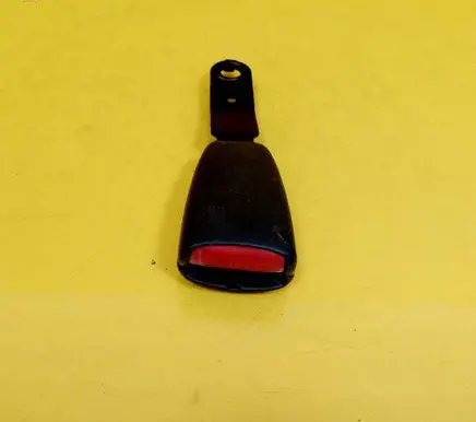 Mitsubishi Space Star Front seatbelt buckle 