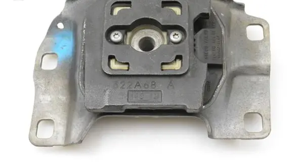 Ford Kuga II Engine mount bracket 322A69