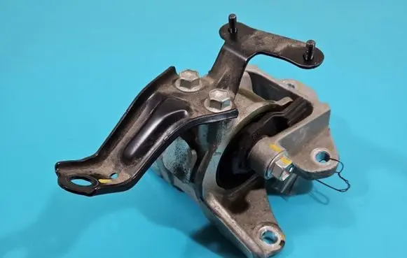 Suzuki Vitara (LY) Gearbox mounting bracket IMPRK1430865
