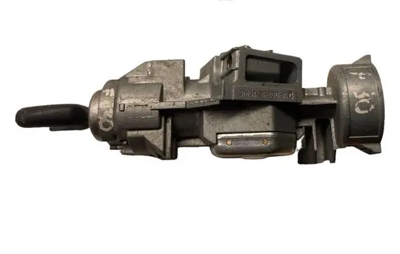 Ford Focus Ignition lock 3M513F880AC