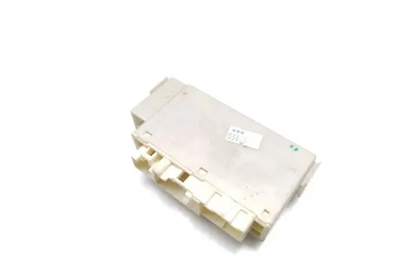 Toyota Prius (XW30) Fuse module 82641-75020 982702902