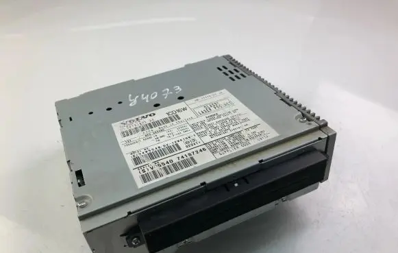 Volvo C30 Radio/CD/DVD/GPS head unit 30732851AA