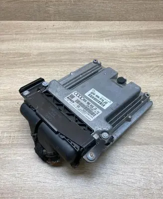 Audi A4 S4 B7 8E 8H Engine control unit/module ECU 03G906016JD 0281012654