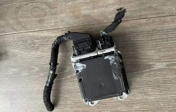 Ford Kuga III Airbag control unit/module DZVDV