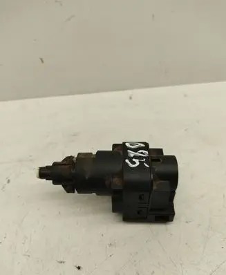 Volkswagen Touran I Brake pedal sensor switch 6Q0945511