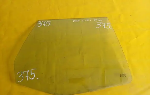 Volkswagen Polo III 6N 6N2 6NF Rear door window glass