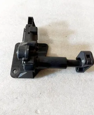 Chrysler Voyager Vent window/glass motor 04717607AB