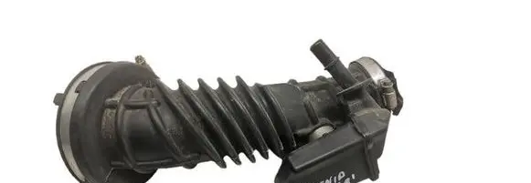 Intercooler hose/pipe