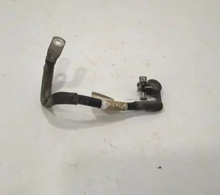 Volkswagen Touran I Negative earth cable (battery) 