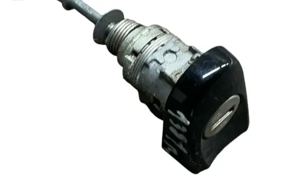 Volkswagen Touran II Front door lock (next to the handle) 1T0837167B
