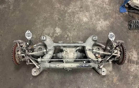 Mercedes-Benz E W238 Rear axle beam with reductor 2133504708 1166256008