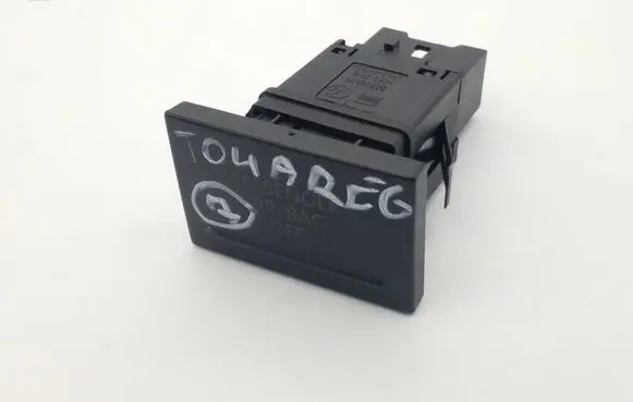 Volkswagen Touareg I Passenger airbag on/off switch 7L6919235B