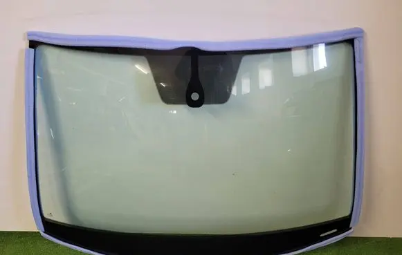 Seat Ibiza V (KJ) Front windscreen/windshield window 6F0845011AS