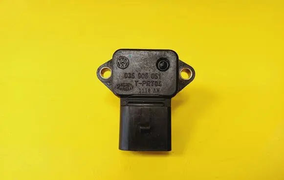 Volkswagen Golf IV Air pressure sensor 036906051