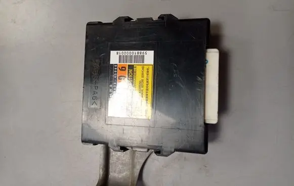 Toyota Sienna XL30 III Other control units/modules 8963045060 0795009881 598810000018