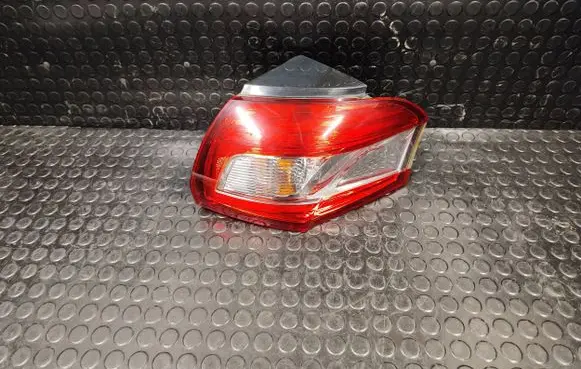Peugeot 4008 Rear/tail lights 22037167