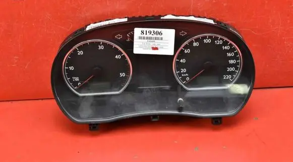Volkswagen Polo Speedometer (instrument cluster) 6Q0920822D