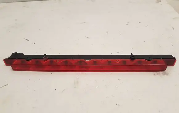 Audi A3 S3 8L Third/center stoplight 8D9945097B