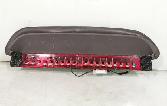 BMW 3 E90 E91 Third/center stoplight