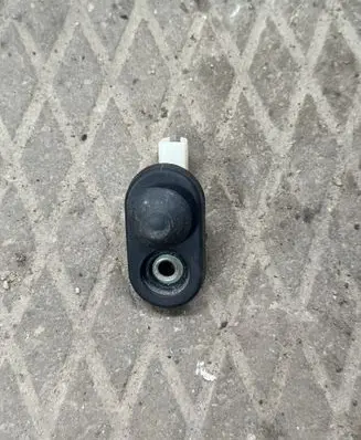 Mazda 6 Front door sensor 