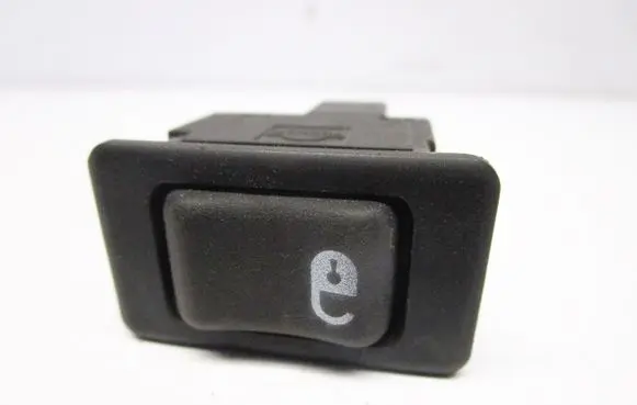 Nissan Primera Child safety switch 
