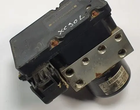 Volvo XC90 ABS Pump P08671225