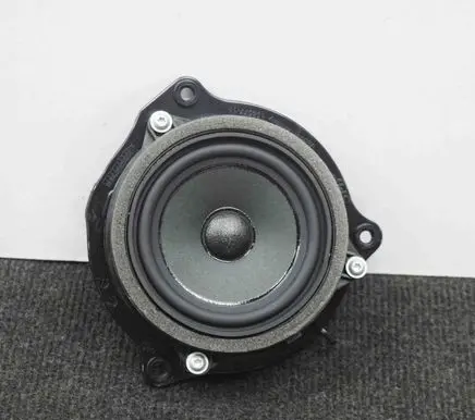 BMW X2 F39 Front door speaker 9281896